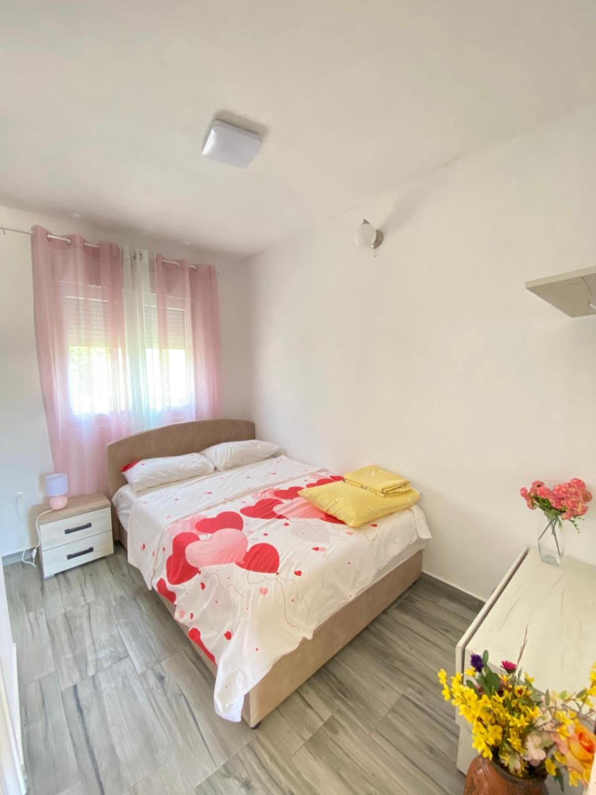 Olga Apartment Cattaro Esterno foto